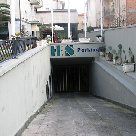 Hotel Smeraldo Lido di Camaiore Eksteriør bilde