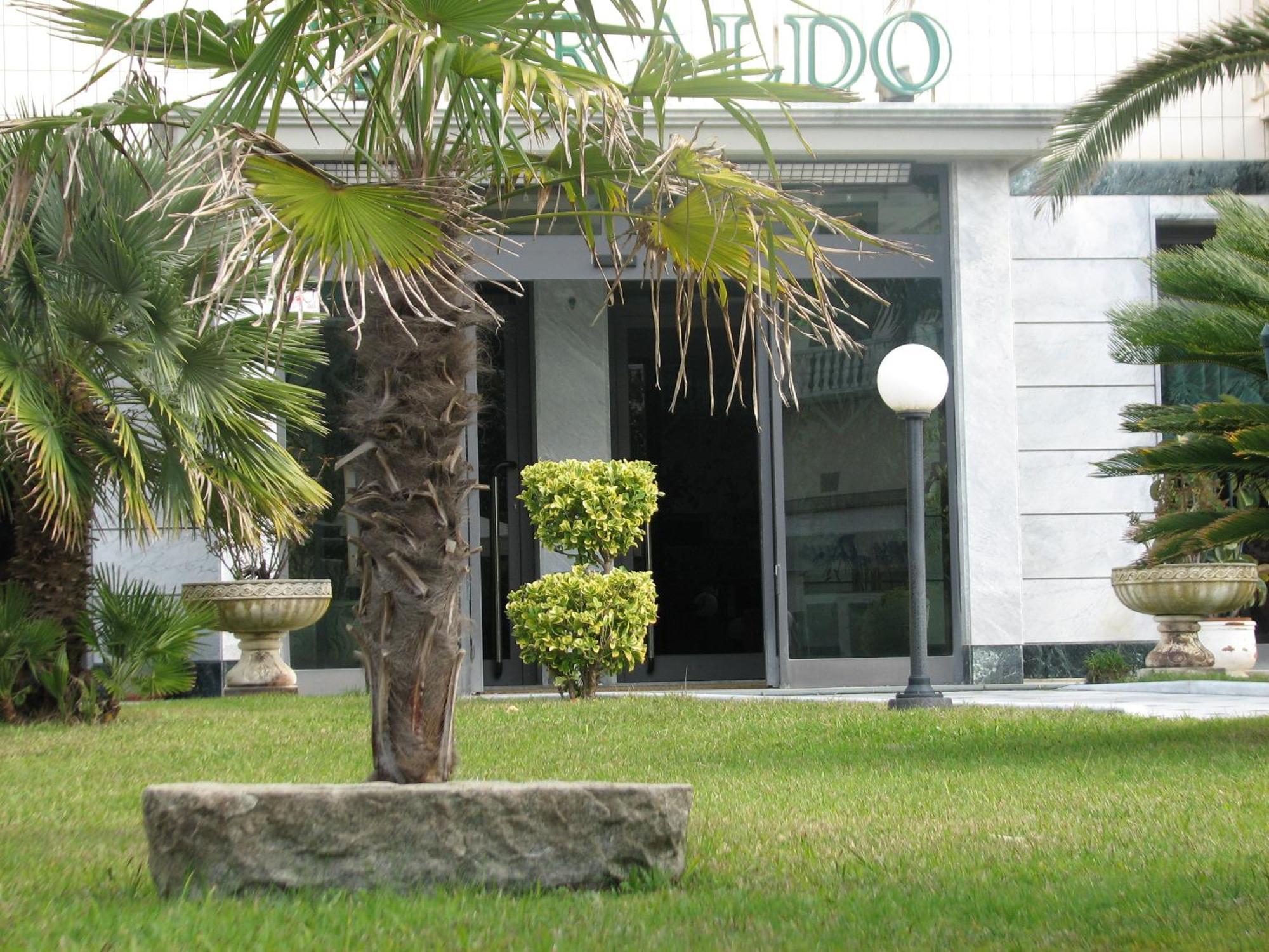 Hotel Smeraldo Lido di Camaiore Eksteriør bilde