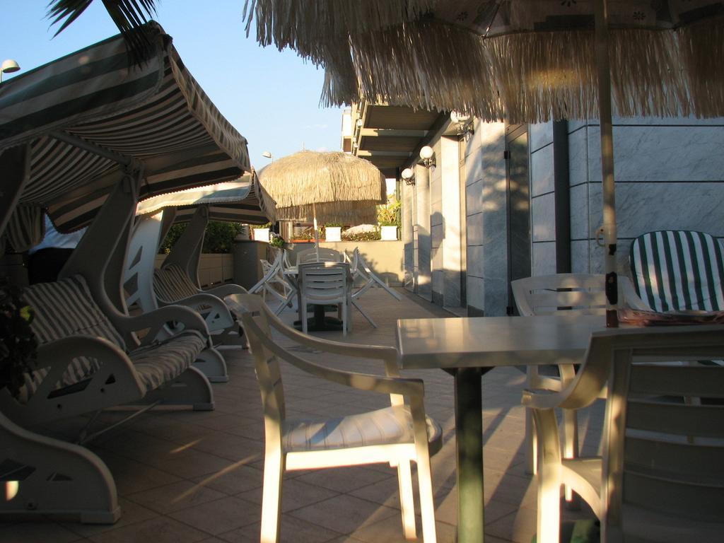 Hotel Smeraldo Lido di Camaiore Eksteriør bilde