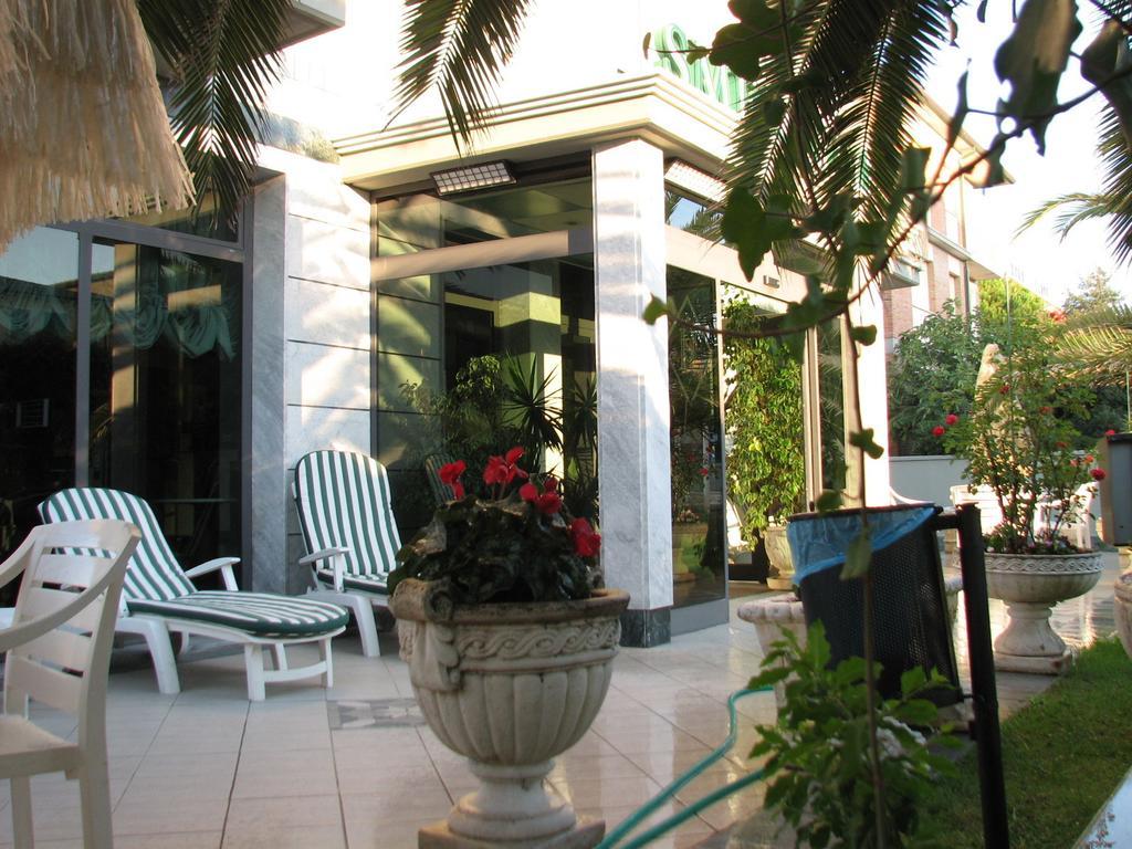Hotel Smeraldo Lido di Camaiore Eksteriør bilde