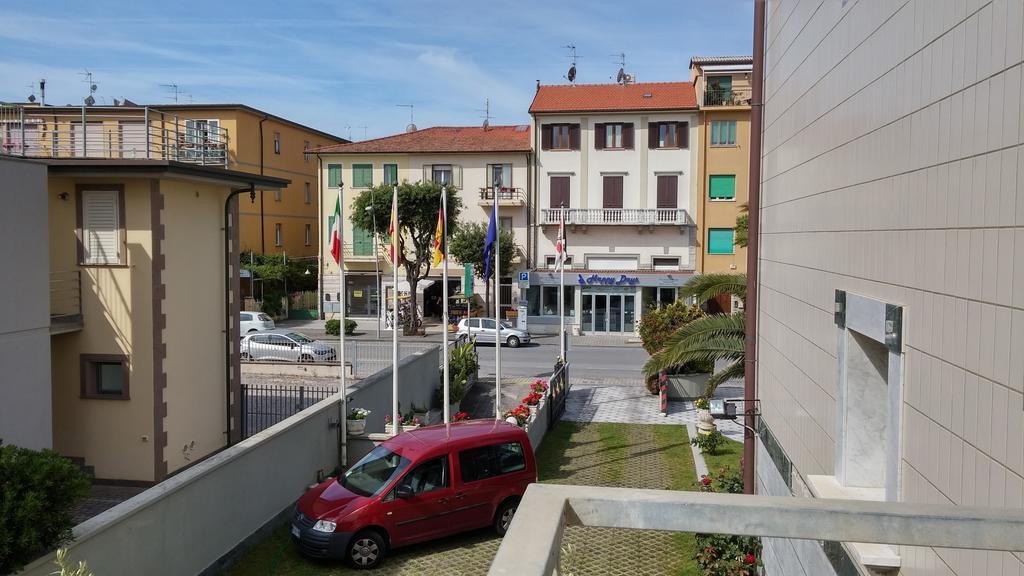 Hotel Smeraldo Lido di Camaiore Eksteriør bilde